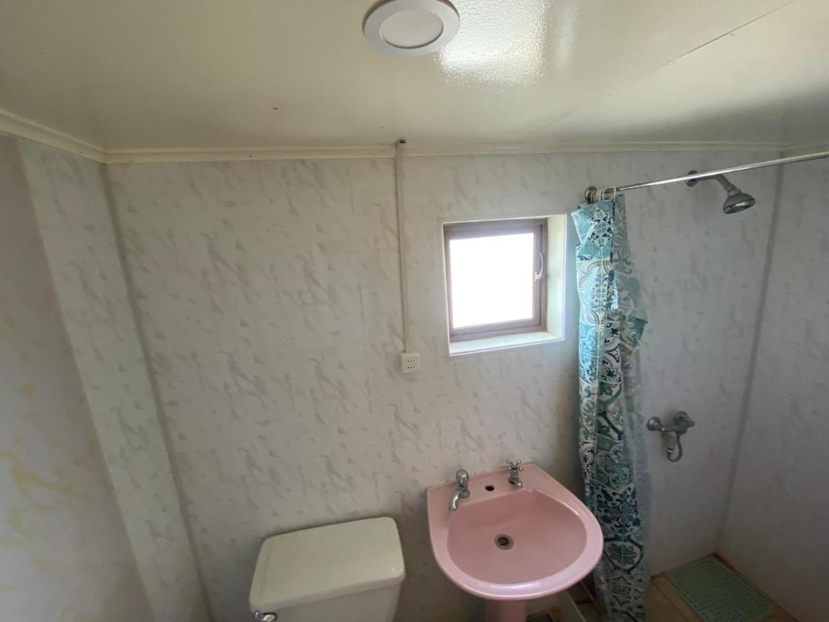 World'S End Hostal 纳塔列斯港 外观 照片