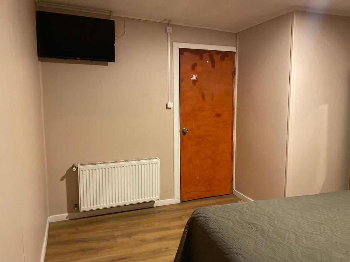 World'S End Hostal 纳塔列斯港 外观 照片