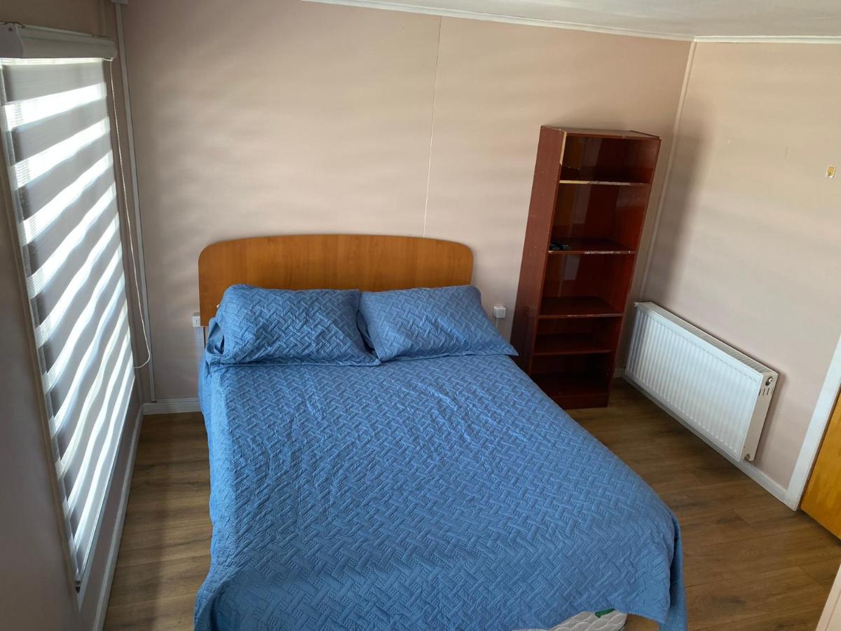 World'S End Hostal 纳塔列斯港 外观 照片